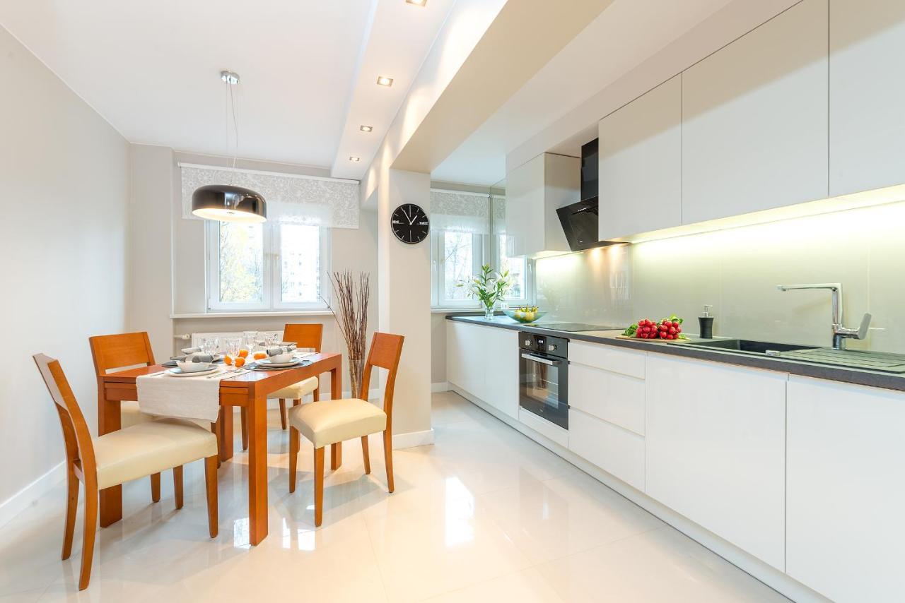 Chmielna 73 P&O Serviced Apartments Varsovia Exterior foto